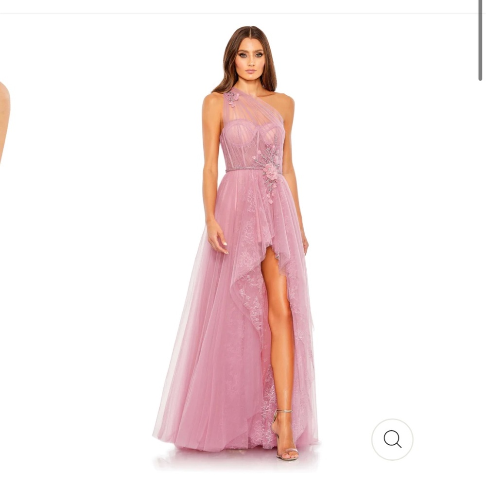 Mac Duggal EMBELLISHED TULLE ONE SHOULDER HIGH LOW GOWN - size 8